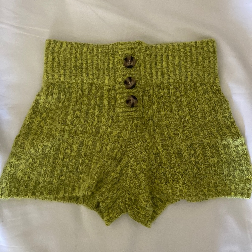 URBAN OUTFITTERS knit shorts